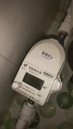 呼中区自来水公司为民服务推进安装&ldquo;智能水表&rdquo; 方便市民生活用水